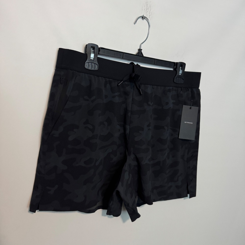 Ten Thousand Interval Short Mens Large Black Gray Camo 5" Unlined Performance - Picture 2 of 10
